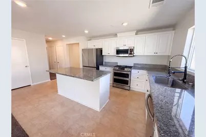 14220 Bison Court, Victorville, CA 92394 - Photo 2