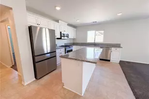 14220 Bison Ct, Victorville, CA 92394 - Photo 6