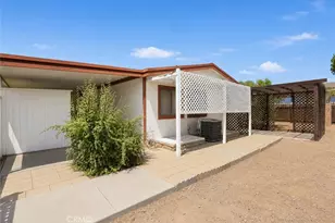 661 Roadrunner, Perris, CA 92570 - Photo 4