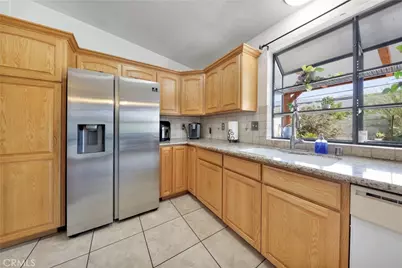1638 Windsor Street, San Bernardino, CA 92407 - Photo 8