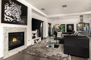 18717 Redwing, Tarzana, CA 91356 - Photo 6