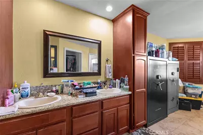 4337 Riverview, Jurupa Valley, CA 92509 - Photo 14