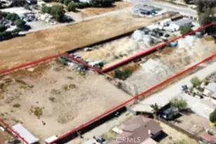 22401 Ellis Ave, Perris, CA 92570 - Photo 40