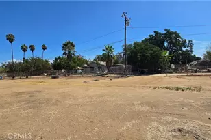 22401 Ellis Ave, Perris, CA 92570 - Photo 28