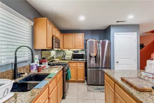 52988 Astrid, Lake Elsinore, CA 92532 - Photo 8
