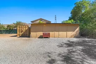 8309 40th St, Jurupa Valley, CA 92509 - Photo 36