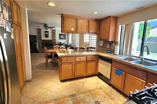 11320 Ridgemont, Moreno Valley, CA 92557 - Photo 14