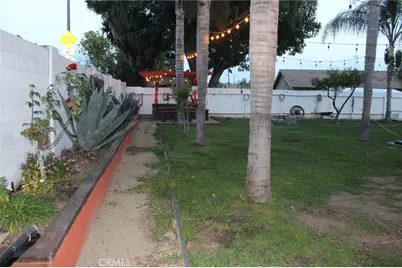 1405 Halladay, Santa Ana, CA 92707 - Photo 16