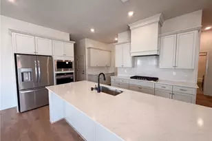 2246 N Marion, Clovis, CA 93619 - Photo 2