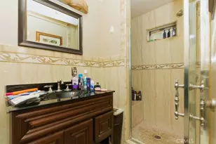 1845 E Colorado, Pasadena, CA 91107 - Photo 18
