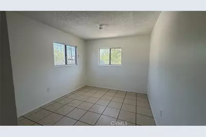 5620 Fortuna, Los Angeles, CA 90011 - Photo 8