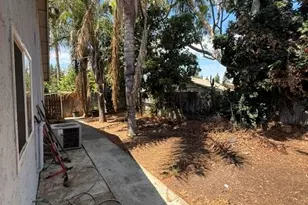 6864 Olympia Dr, Riverside, CA 92503 - Photo 10