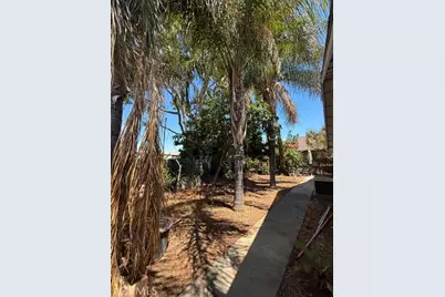 6864 Olympia Dr, Riverside, CA 92503 - Photo 8