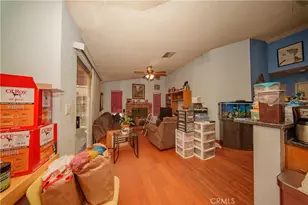 12391 Chuckwalla, Victorville, CA 92395 - Photo 6
