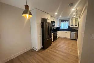 2891 Canyon Crest Dr, Riverside, CA 92507 - Photo 2