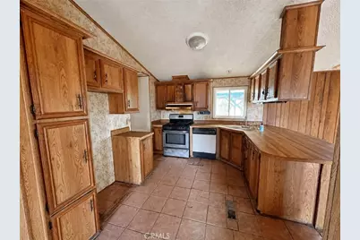 18440 Carroll, Perris, CA 92570 - Photo 6