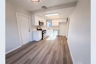 26934 10th, Highland, CA 92346 - Photo 2