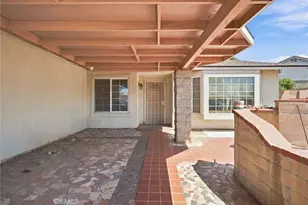 3575 Philadelphia Ct, Riverside, CA 92503 - Photo 4