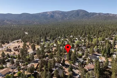 381 San Martin, Big Bear City, CA 92314 - Photo 6