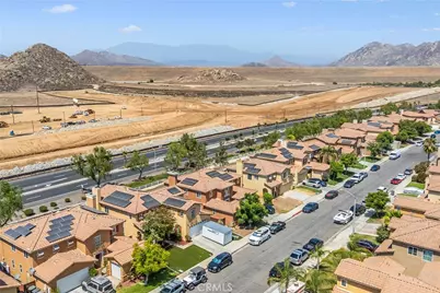 1180 Reisling, Perris, CA 92571 - Photo 40