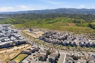 27326 Seven Oaks Ln, Valencia, CA 91381 - Photo 38