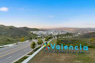 27308 Bear Creek Ln, Valencia, CA 91381 - Photo 26