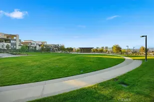 27235 Reed Ln, Valencia, CA 91381 - Photo 42