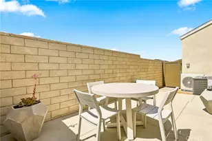 27604 Bareroot Pl, Valencia, CA 91381 - Photo 8
