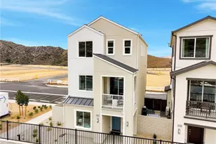 27604 Barefoot Pl, Valencia, CA 91381 - Photo 2