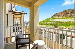 27604 Bareroot Pl, Valencia, CA 91381 - Photo 14