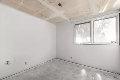 16092 Lakewood Place, Victorville, CA 92395 - Photo 18