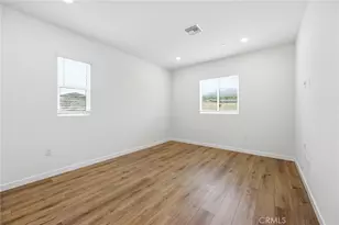 23712 Wilcox Dr, Newhall, CA 91321 - Photo 20