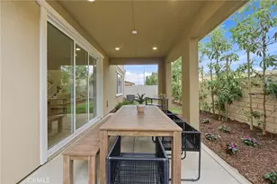 23712 Wilcox Dr, Newhall, CA 91321 - Photo 28