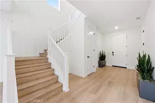 23720 Wilcox Dr, Newhall, CA 91321 - Photo 4