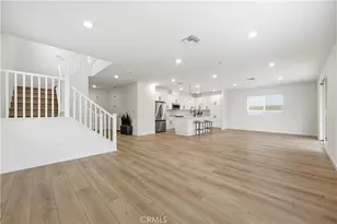 23720 Wilcox Dr, Newhall, CA 91321 - Photo 8