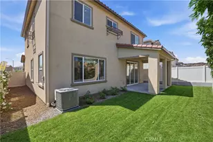23720 Wilcox Dr, Newhall, CA 91321 - Photo 32