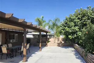 855 Cameo Ave, Hemet, CA 92543 - Photo 32