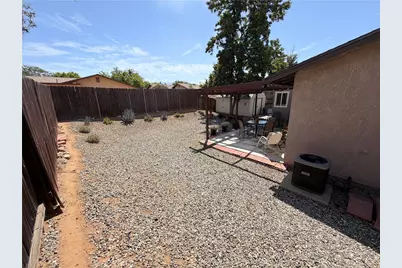200 Janan Court, Banning, CA 92220 - Photo 8