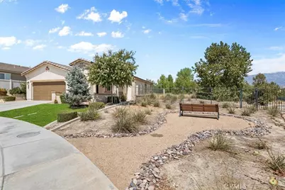 1670 Stellar Peak, Beaumont, CA 92223 - Photo 4