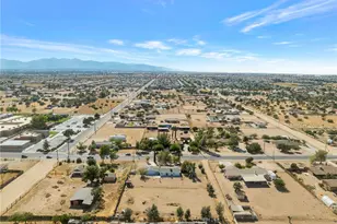 8941 Cottonwood, Hesperia, CA 92345 - Photo 38