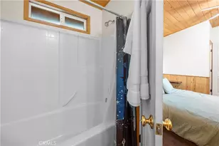 904 Michael, Big Bear City, CA 92314 - Photo 16