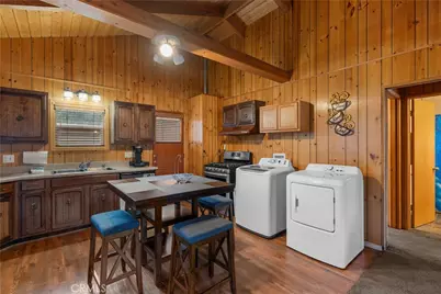 904 Michael, Big Bear City, CA 92314 - Photo 4