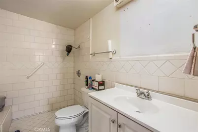 12190 Gladys, Yucaipa, CA 92399 - Photo 16