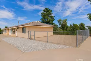 11461 Oasis, Pinon Hills, CA 92372 - Photo 4