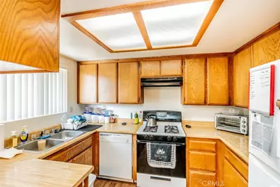 11461 Oasis, Pinon Hills, CA 92372 - Photo 34