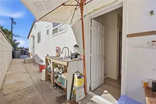 1926 W 18th St, Santa Ana, CA 92706 - Photo 30