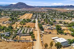 30321 Norden, Homeland, CA 92548 - Photo 14