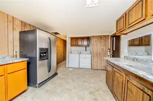 10200 Johnson, Phelan, CA 92371 - Photo 12