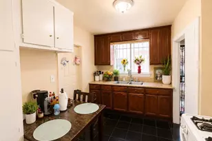 7833 Crocker, Los Angeles, CA 90003 - Photo 8