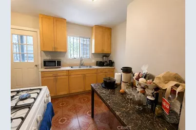 7833 Crocker, Los Angeles, CA 90003 - Photo 16